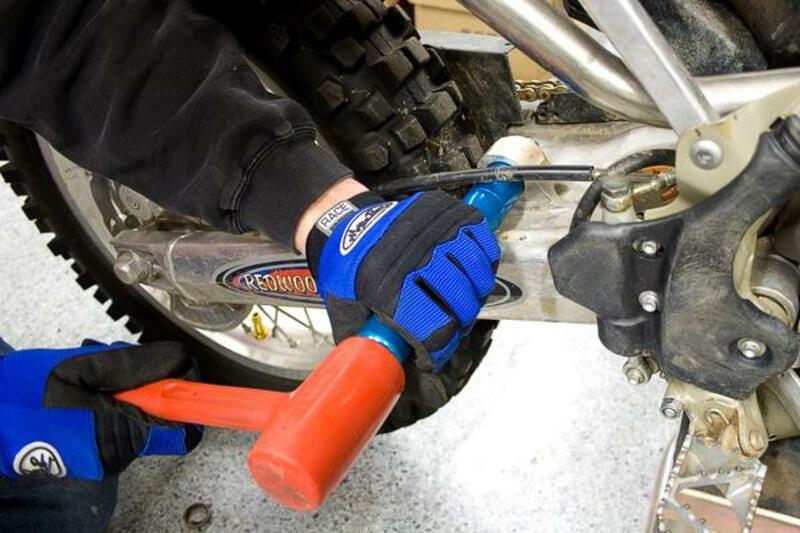 SPECIAL KTM TOOL FOR REAR HANGER.