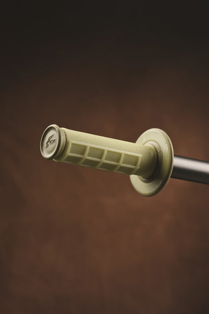 RENTHAL Dual kevlar handvatten Half Waffle