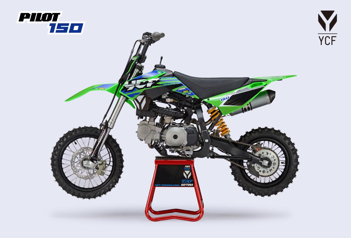 YCF PILOT 150 GROEN