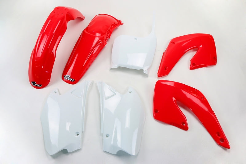 UFO Plastic kit OEM kleur rood/wit Honda CR125R/250R