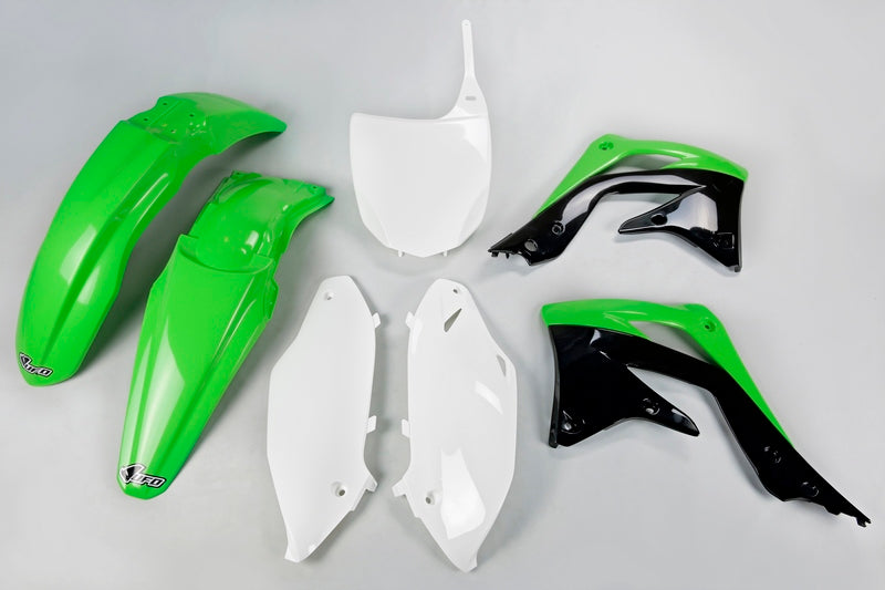 UFO Plastic kit OEM kleur groen/zwart/wit Kawasaki KX450F