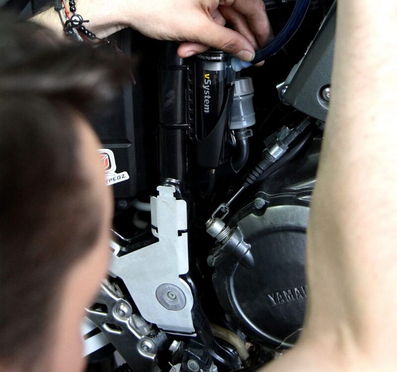 SCOTTOILER vSystem Chain Lubrication System Universal Edition + Biodegradable Lubricant Green