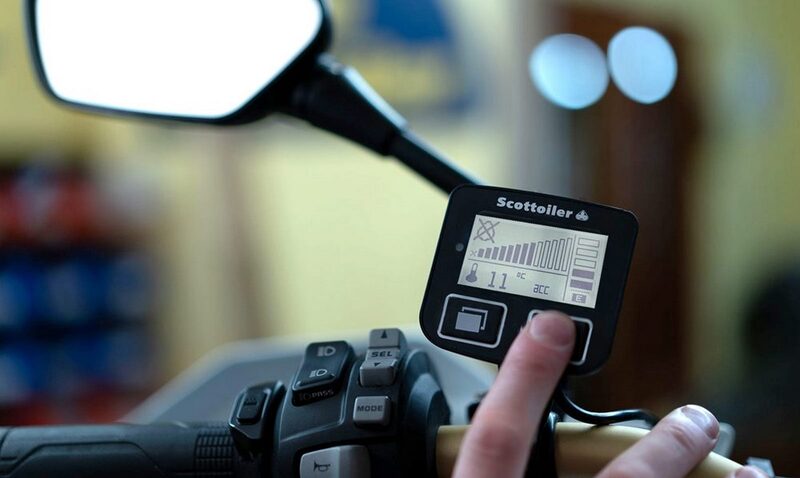 SCOTTOILER eSystem 3.1 Chain Lubrication System + Biodegradable Lubricant Green