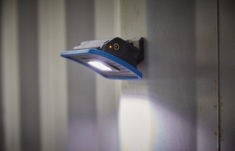 DRAPER LED Oplaadbare mini-schijnwerper en powerbank met magnetische basis