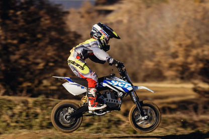 YCF START W88 BLAUW WIT