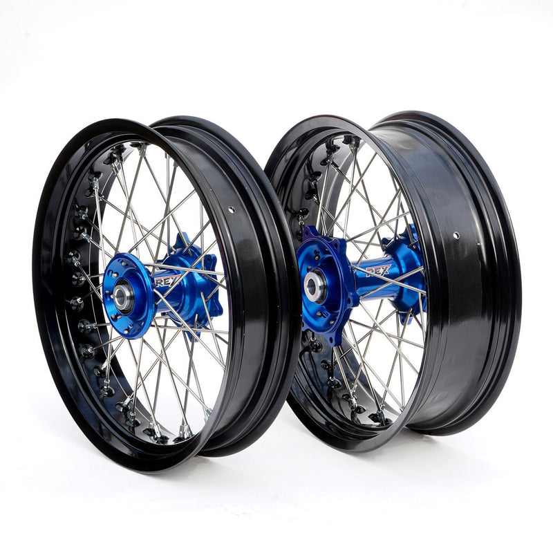 Suzuki - Voorwiel - REX 17-3,50 RMZ250/RMZ450 05-.. BLACK RIM/BLUE HUB 22MM - Front Wheel - MotoXshop